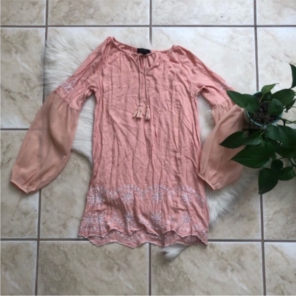 Jessica Simpson Tops - Jessica Simpson Embroidered Boho Tunic